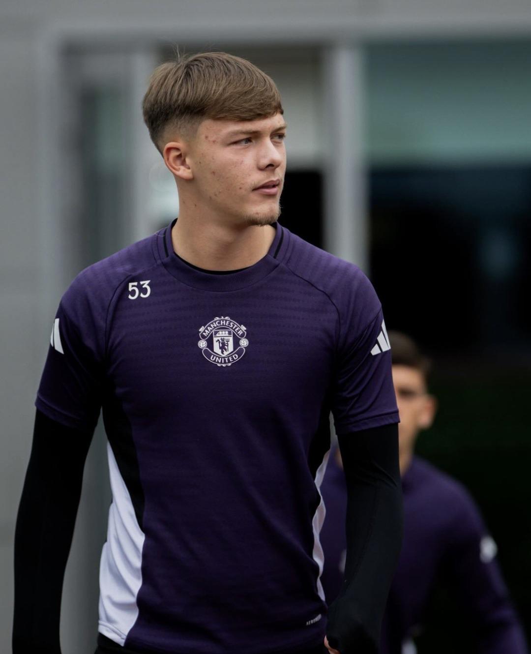 Manchester United dan T&uuml;rkiye ye geldi! Sam Mather Kayserispor da 1