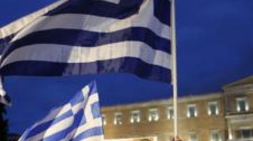 Euro bölgesi Yunanistan için toplanıyor