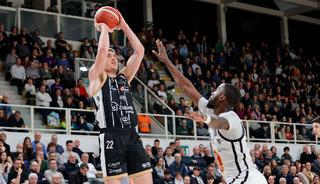 T&uuml;rk Telekom Avrupa Kupası'nda Trento'yu ge&ccedil;ti!