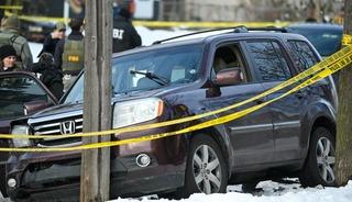 ABD'de ICE ajanları dur ihtarına uymayan kadını &ouml;ld&uuml;rd&uuml;