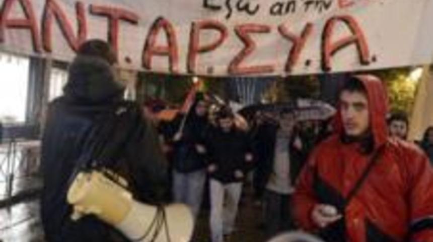Almanya, Yunanistan'a yardım paketini onayladı