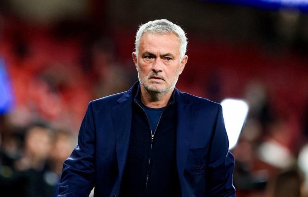 Mourinho i&ccedil;in kabus dolu gece! "Kupa Beyi" bu kez fena &ccedil;uvalladı 2