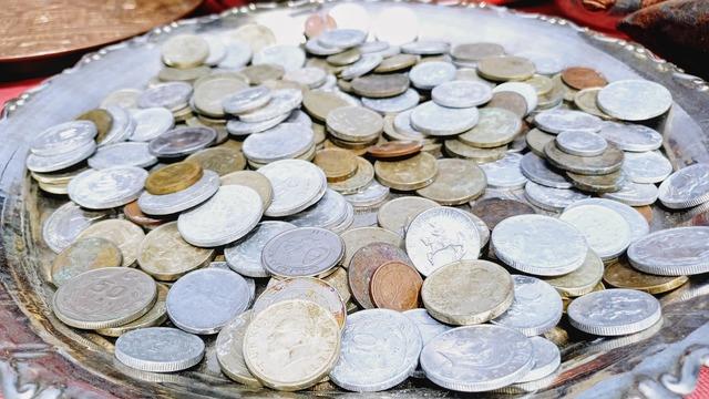 Madeni paralara neden bozuk para denir?