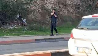 Adana&rsquo;da herkesin g&ouml;z&uuml; &ouml;n&uuml;nde poşetle u&ccedil;ucu madde &ccedil;ekti