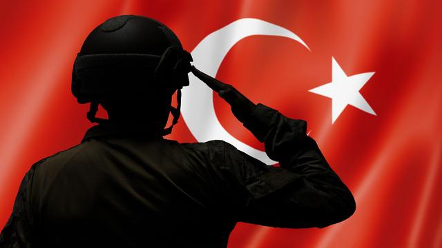 Askerler neden sağ el ile selam verir?