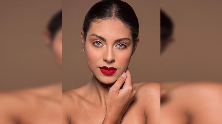 G&uuml;zelliğiyle b&uuml;y&uuml;l&uuml;yordu! Modelliği bırakıp rahibe oldu! 