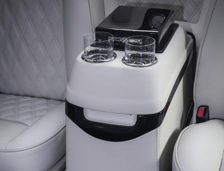 İç tasarımı sarayları aratmayan otomobiller G1