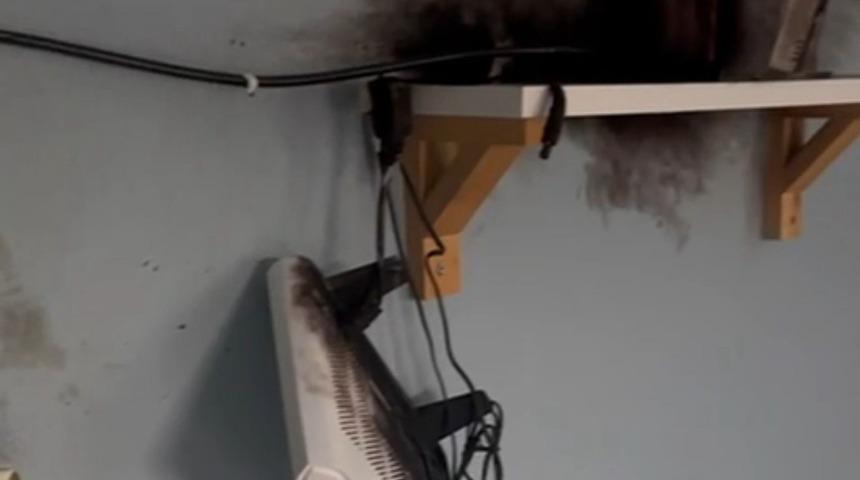 Turgutlu&rsquo;da bir eve yıldırım d&uuml;şt&uuml;