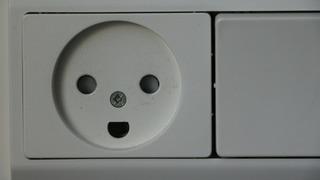 Neden priz gibi cansız nesnelerde insan yüzleri görürüz?