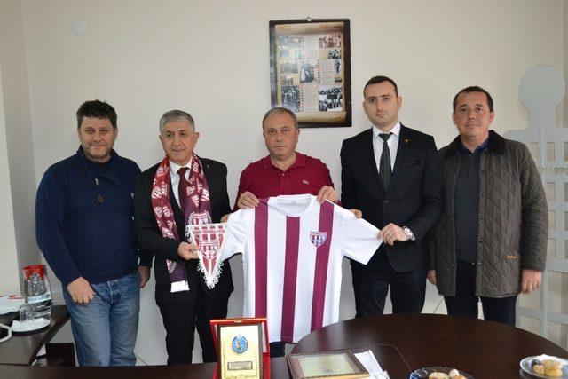 Mehmetçik Vakfı’ndan Bandırmaspor’a teşekkür plaketi