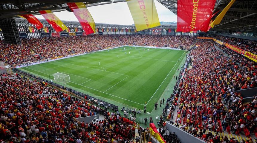 G&ouml;ztepe, T&uuml;rk futbol tarihine adını altın harflerle yazdırdı!