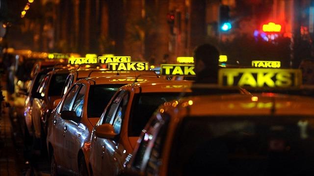 Taksicilere yeni zorunluluk geliyor: Tarih verildi, kullanmaya başlayacaklar
