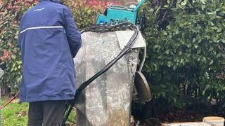 Sarıyer’de fırtına etkili oldu: Baz istasyonu ve ağaç devrildi