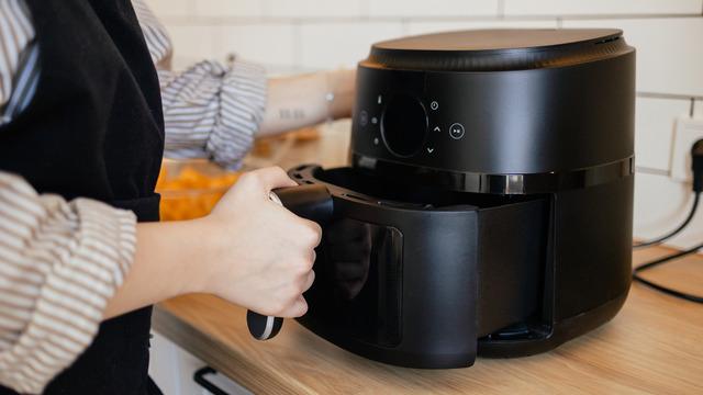 Fırın mı airfryer mı daha çok elektrik harcar? Hangisi daha tasarruflu?