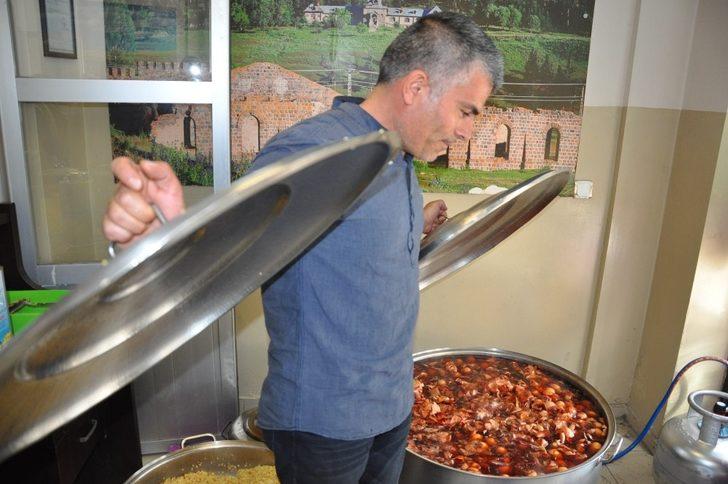 Kars Atatürk İlköğretim Okulu’nda Nevruz coşkusu G4