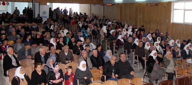 Burdur'da TOKİ konutları için kura çekimi