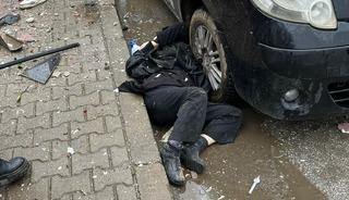 İzmir'de otomobil apartmanın bah&ccedil;esine u&ccedil;tu: 1'i ağır 6 yaralı