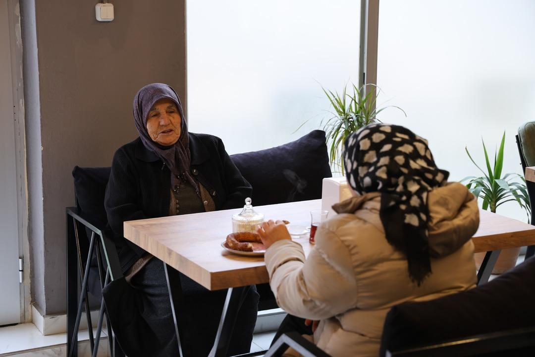 Kırşehir de T&uuml;rkiye nin ilk kadın kafesini kurdu 3