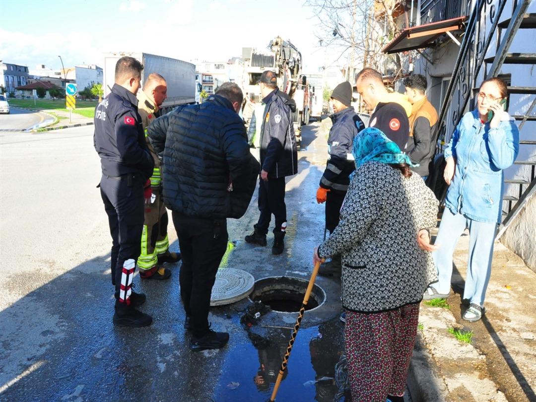 Manisa da  bebek cesedi g&ouml;rd&uuml;m  ihbarı polisi harekete ge&ccedil;irdi 2