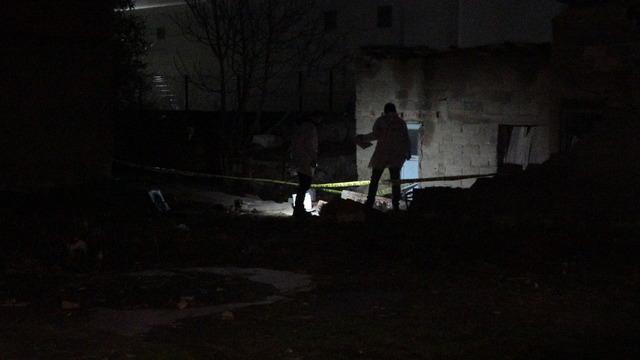 Bursa'da şiddetli fırtına can aldı!  Devrilen duvarın altında kalan bir kişi hayatını kaybetti