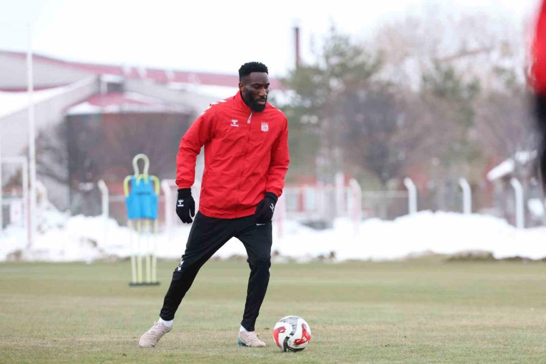 Sivasspor, Erzurumspor maçının hazırlıklarına devam etti 1
