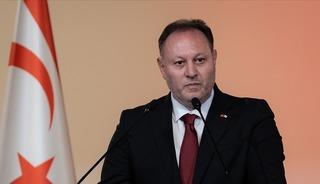 KKTC Meclis Başkanı &Ouml;zt&uuml;rkler&rsquo;den Zelenskiy&rsquo;e 'Kıbrıs' tepkisi