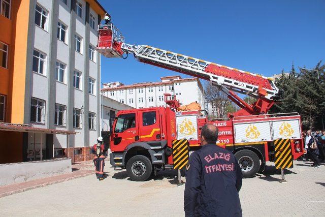 Elazığ’da deprem ve yangın tatbikatı