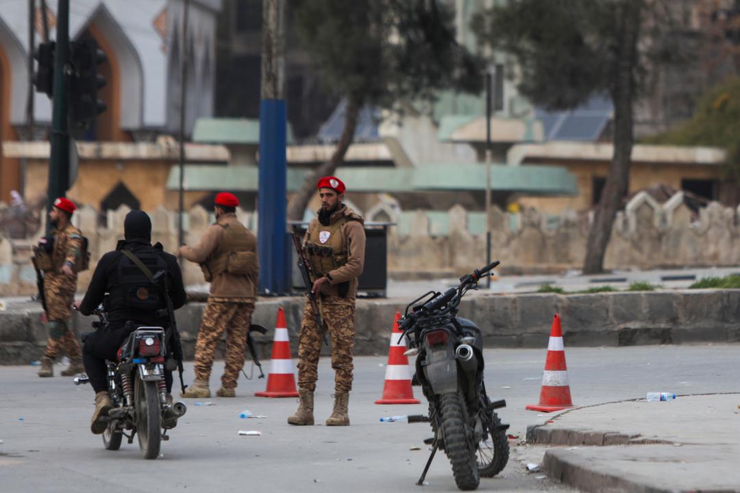 Halep te &ccedil;atışmalar s&uuml;r&uuml;yor! Suriye ordusu Eşrefiyye yi b&uuml;y&uuml;k &ouml;l&ccedil;&uuml;de kontrol altına aldı 3