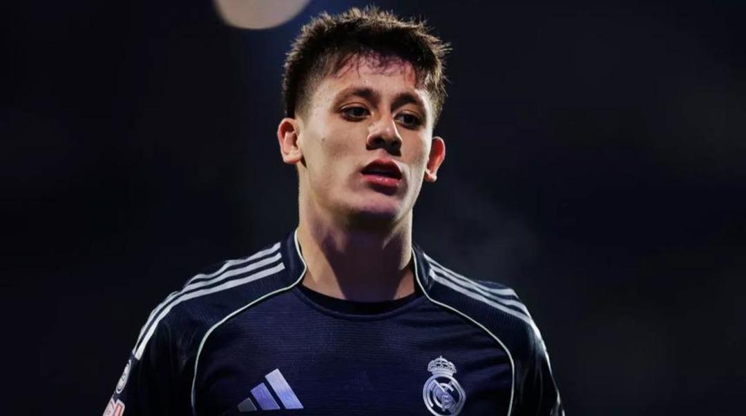 Real Madrid de Federico Valverde Atletico Madrid e y&uuml;zyılın gol&uuml;n&uuml; attı! Resmen f&uuml;ze fırlattı 3