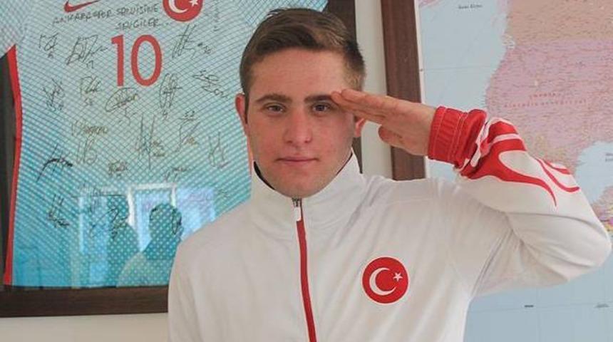 Ali Topaloğlu: T&uuml;rkiye'nin Usain Bolt'u olmak istiyorum