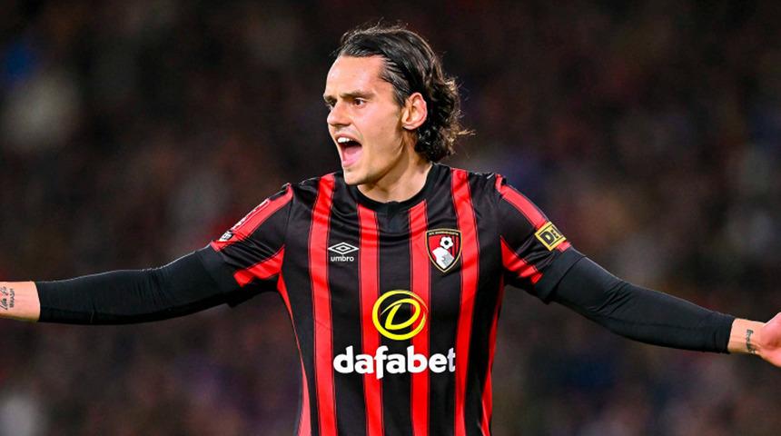 Fenerbah&ccedil;e'de forvet bombası patlıyor! Premier Lig'den Enes &Uuml;nal adım adım Kadık&ouml;y'e!