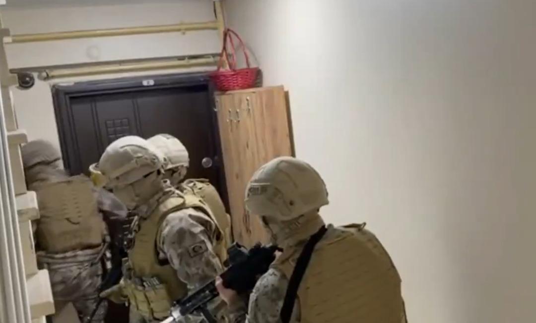 SON DAKİKA | 21 ilde organize su&ccedil; &ouml;rg&uuml;t&uuml;ne operasyon: 96 ş&uuml;pheli yakalandı 2