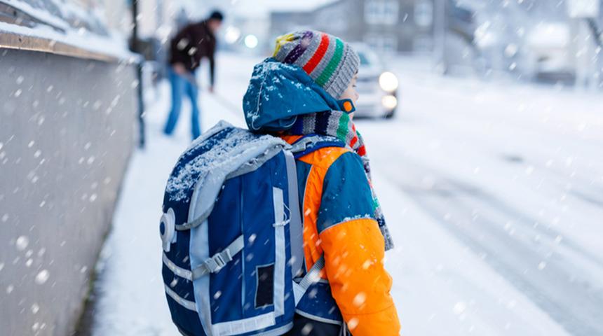 Bug&uuml;n okullar tatil mi? Eğitime ara verilen iller a&ccedil;ıklandı