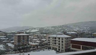 Kale beyaza b&uuml;r&uuml;nd&uuml;