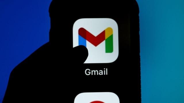 Gmail&rsquo;de g&ouml;r&uuml;lmemiş g&uuml;ncelleme: Google, yapay zeka &ouml;zelliklerini bedava yaptı