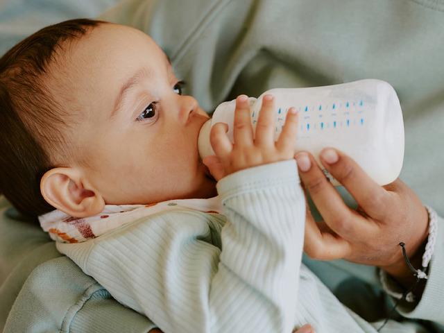 D&uuml;nya devi Nestle'de bebek maması krizi! T&uuml;rkiye dahil 50 &uuml;lkede &uuml;r&uuml;nlerini geri &ccedil;ağırdı