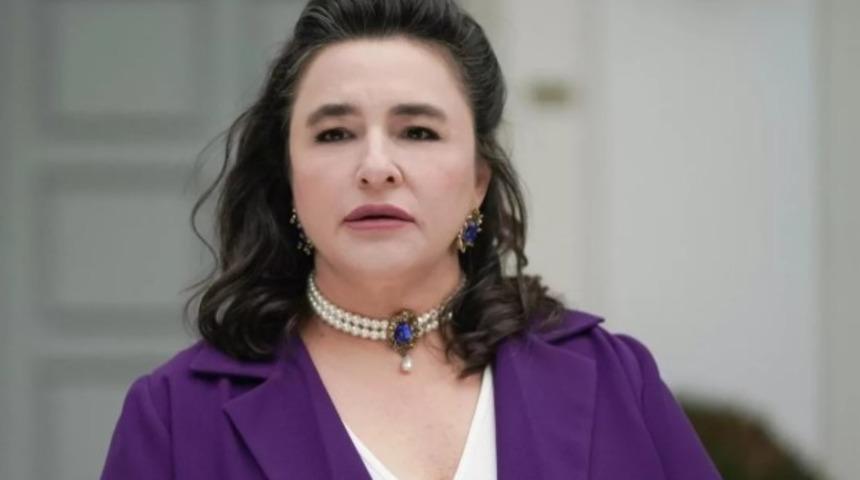 Esra Dermancıoğlu'nun kızı Refia g&uuml;ndemde! G&ouml;ren herkes aynı yorumu yaptı 