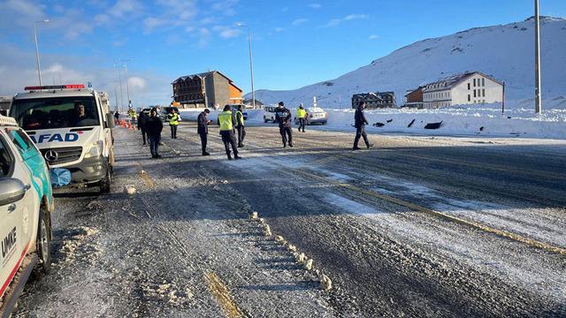 Kayseri'de taksi ile minibüs çarpıştı! 16 yaralı