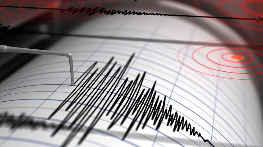 AFAD duyurdu! Kahramanmaraş'ta 4 b&uuml;y&uuml;kl&uuml;ğ&uuml;nde deprem