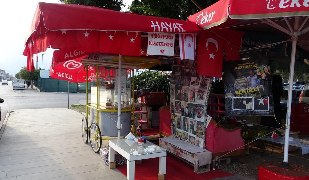 Yeşil&ccedil;am dan simit tezgahına! Bir d&ouml;neme damga vurmuştu: Son hali dikkat &ccedil;ekti 2