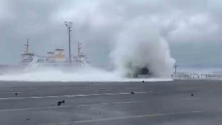 Yalova’daki fırtınadan çarpıcı görüntüler