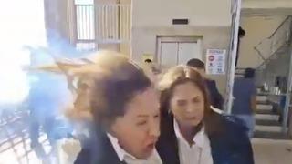 Milletvekiline el yapımı patlayıcı fırlattılar! İşte o anlar