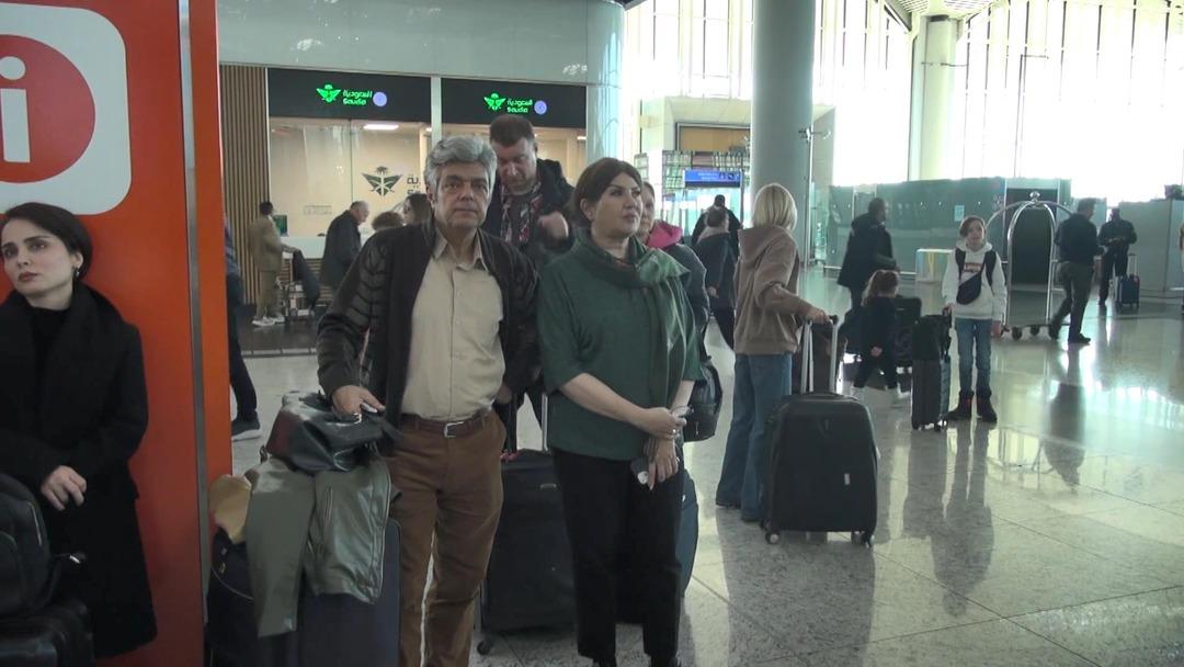 İstanbul Havalimanı’nda çaresizce bekliyorlar: İptal edilen İran uçuşları endişe yarattı 3