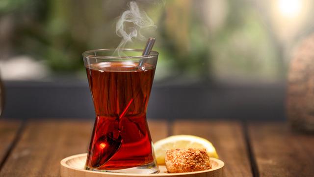 Türkiye'nin en 'çaykolik' şehri belli oldu! Herkes Karadeniz sanıyordu, gerçek farklı çıktı