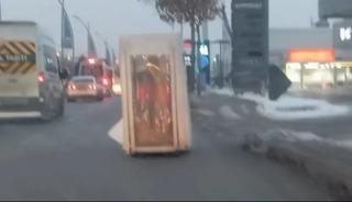 &Ouml;nce kimse anlamadı, g&ouml;renler şaşkınlıkla izledi