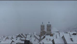 Fransa'da 380 bin hane elektriksiz kaldı