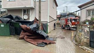 Kocaeli'de şiddetli fırtına sonrası hasar büyük!