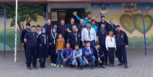 Kağıtsporlu izci liderlerinden Afrin’e yardım eli