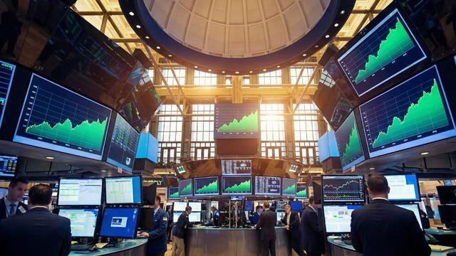 Nasdaq'ta karar g&uuml;n&uuml; heyecanı: Piyasalar istihdam verisi sonrası y&uuml;kseliyor