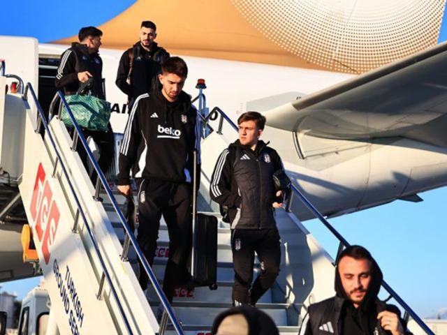 Beşiktaş'ta alarm! İlk u&ccedil;akla apar topar İstanbul'a d&ouml;n&uuml;yorlar